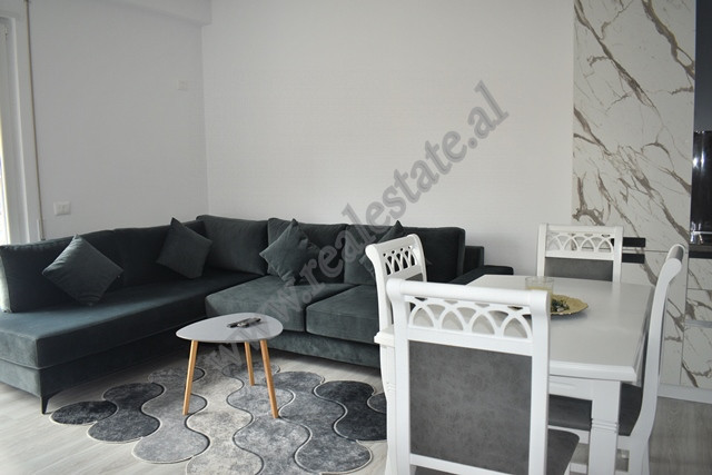 Apartament 1+1 me qira prane qendres te Tiranes.